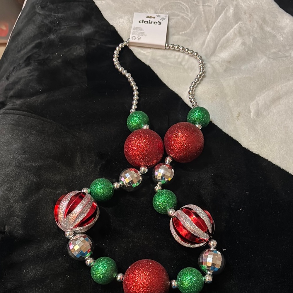 Claire's Red and Green Holiday Necklace